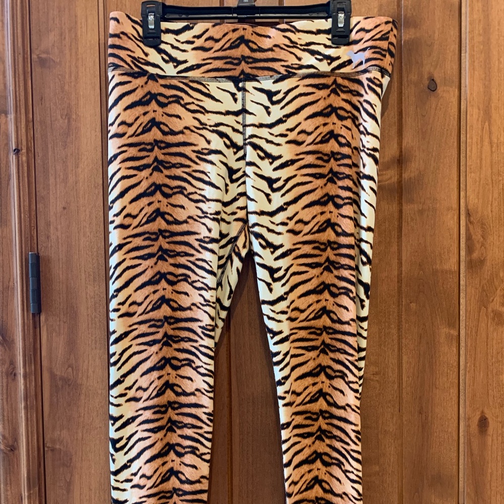 PINK VS brand yoga pants. Tiger stripe print.